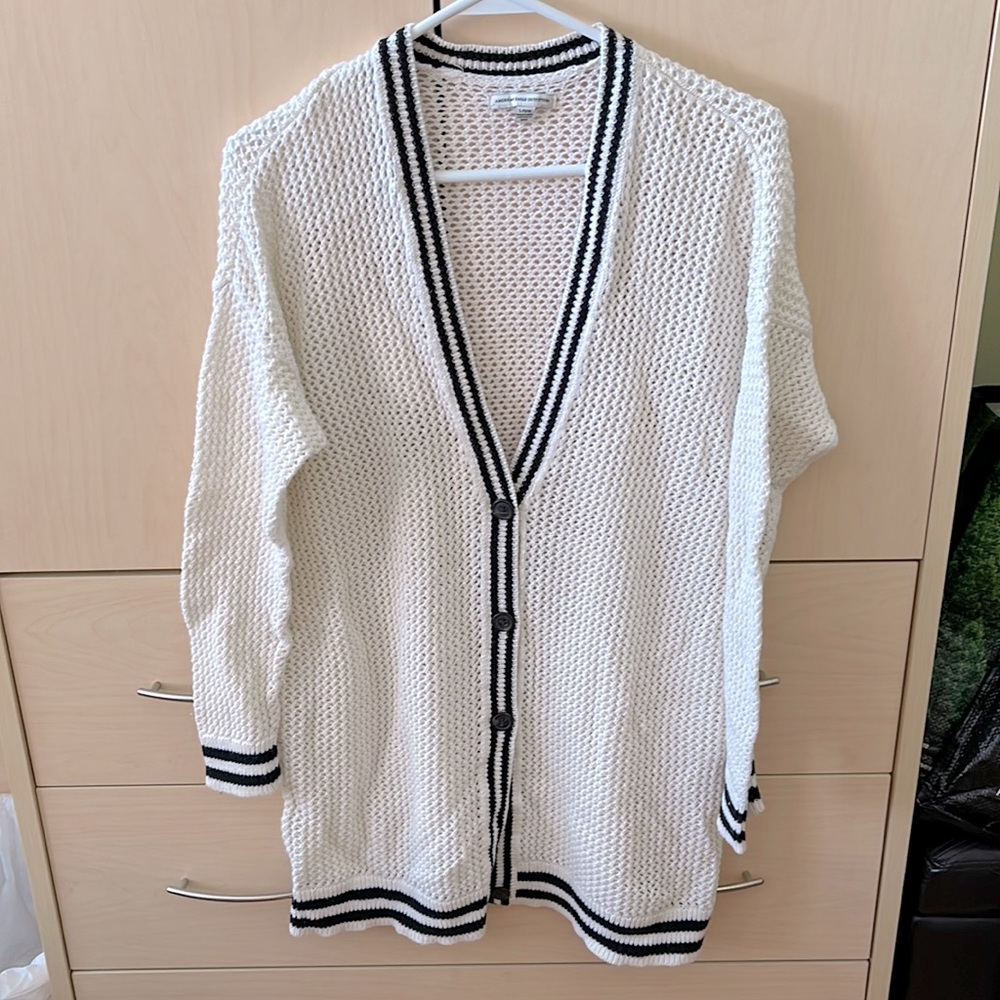 American Eagle Outfitters Cream Jock Cardigan